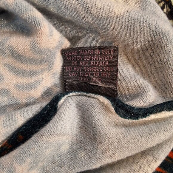 Y2K Metric Cropped Multicolor Floral Cardigan & Tank Set with Beaded Jeweled Det - Picture 7 of 8